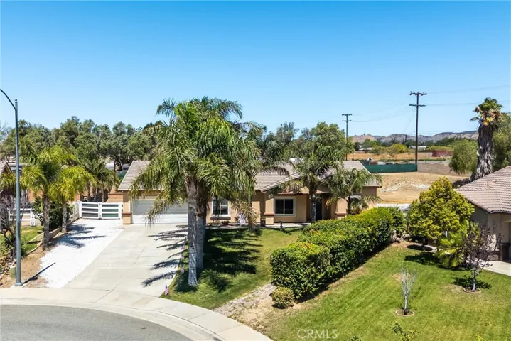 933 Driftwood, Banning, California 92220