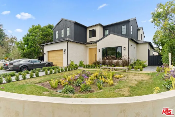 5041 Noeline Avenue, Encino, California 91436