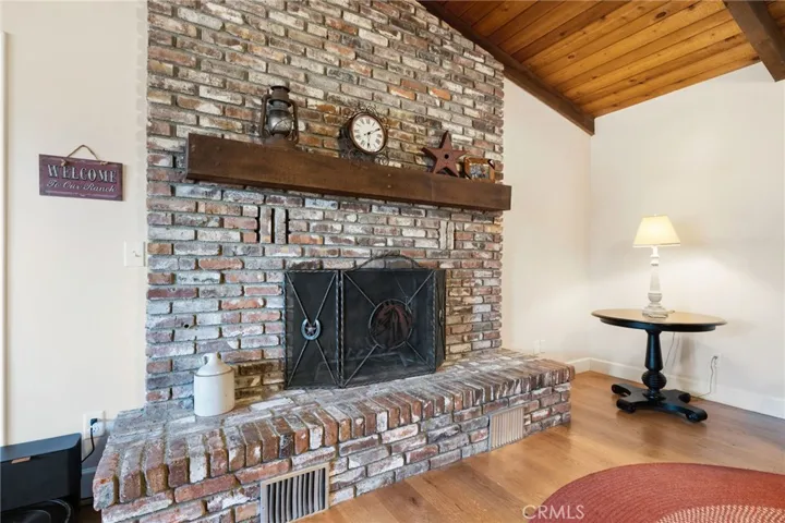 31735 Indian Oak, Acton, California 93510