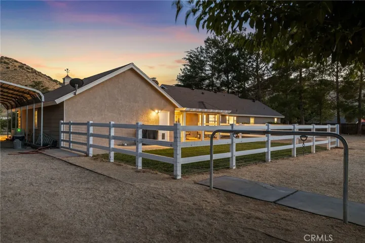 31735 Indian Oak, Acton, California 93510