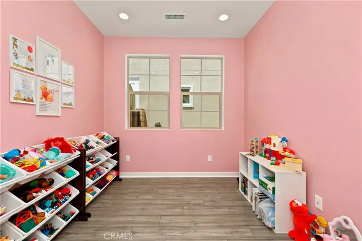 Bonus Room / Office