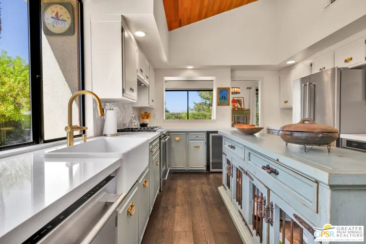 5 Vista Loma Drive, Rancho Mirage, California 92270