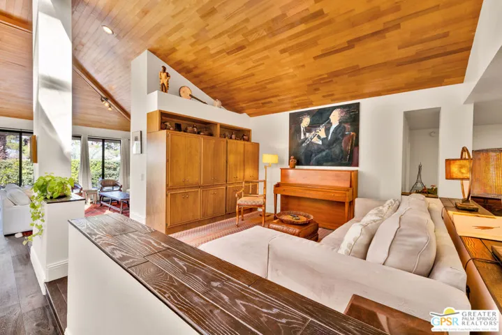 5 Vista Loma Drive, Rancho Mirage, California 92270