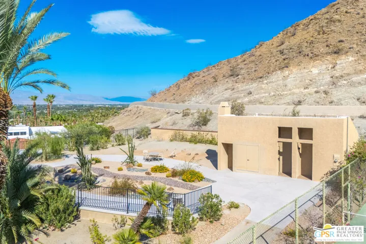 5 Vista Loma Drive, Rancho Mirage, California 92270