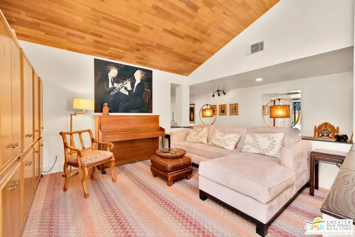 5 Vista Loma Drive, Rancho Mirage, California 92270