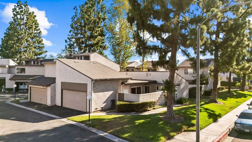 409 N Via Roma, Anaheim, California 92806