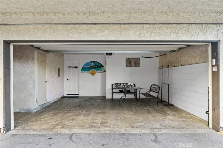 11300 Foothill Boulevard 7, Sylmar, California 91342