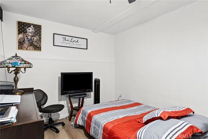 11300 Foothill Boulevard 7, Sylmar, California 91342