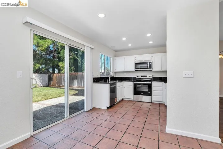 5104 Grass Valley Way, Antioch, California 94531