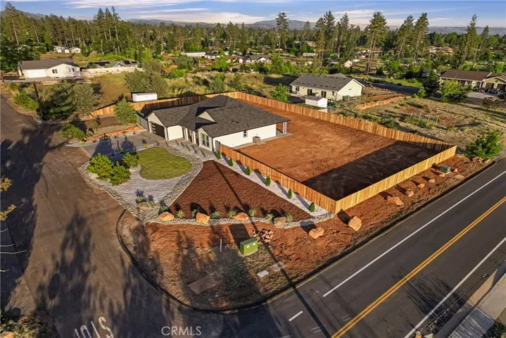1095 Fairview Drive, Paradise, California 95969