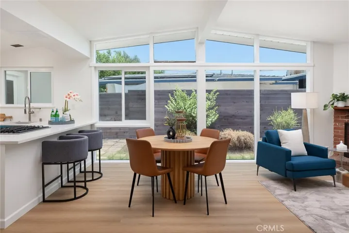 271 Greentree, Upland, California 91786