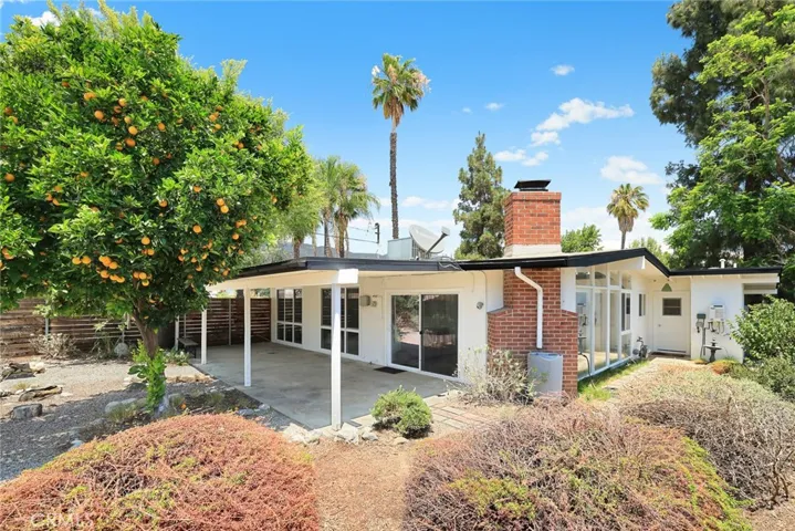 271 Greentree, Upland, California 91786