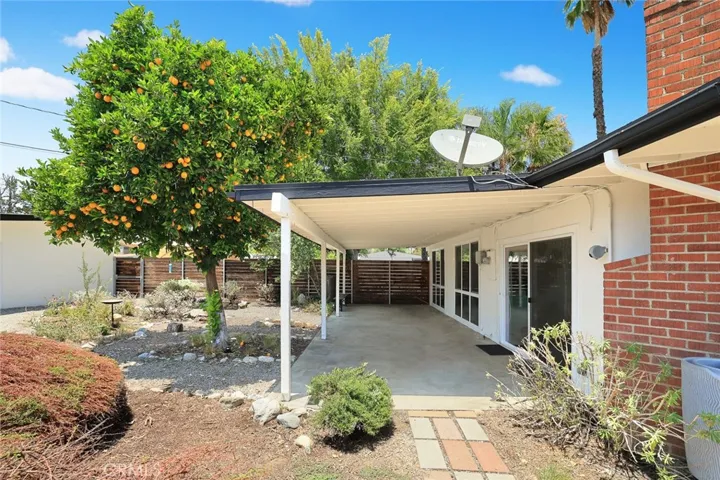 271 Greentree, Upland, California 91786