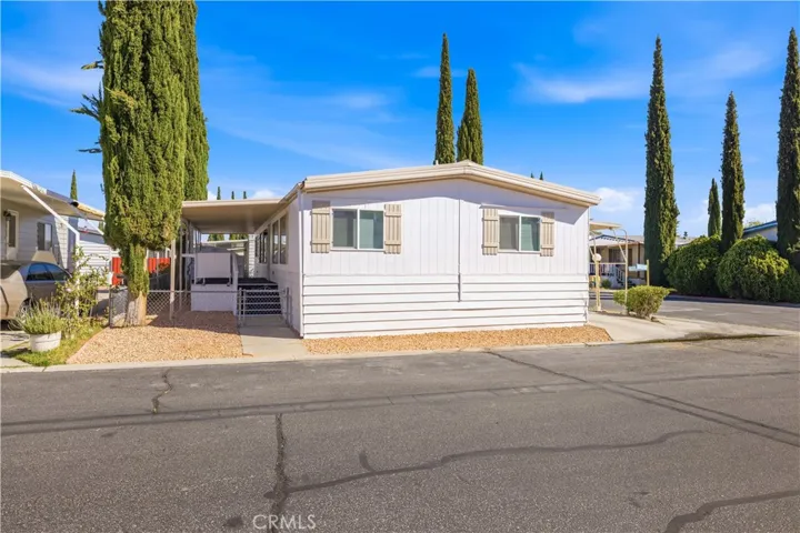 4444 E Ave R, Palmdale, California 93552