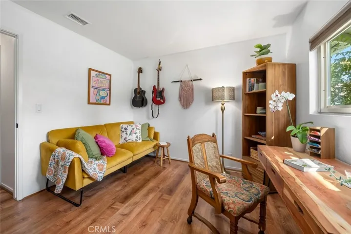 126 Flag Way B, Paso Robles, California 93446