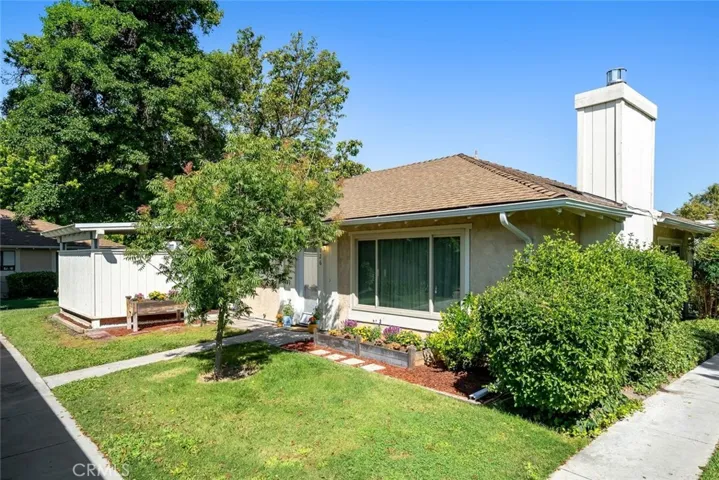 126 Flag Way B, Paso Robles, California 93446