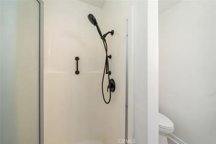 126 Flag Way B, Paso Robles, California 93446