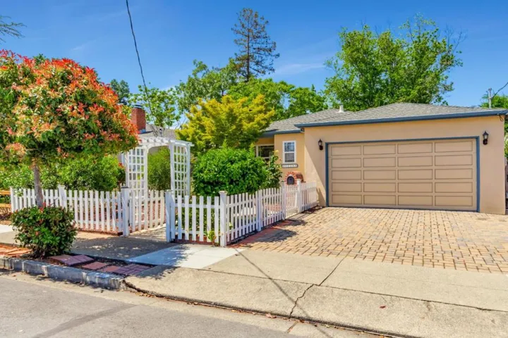 1228 Ruby, Redwood City, California 94061