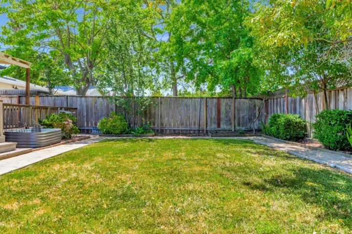 1228 Ruby, Redwood City, California 94061