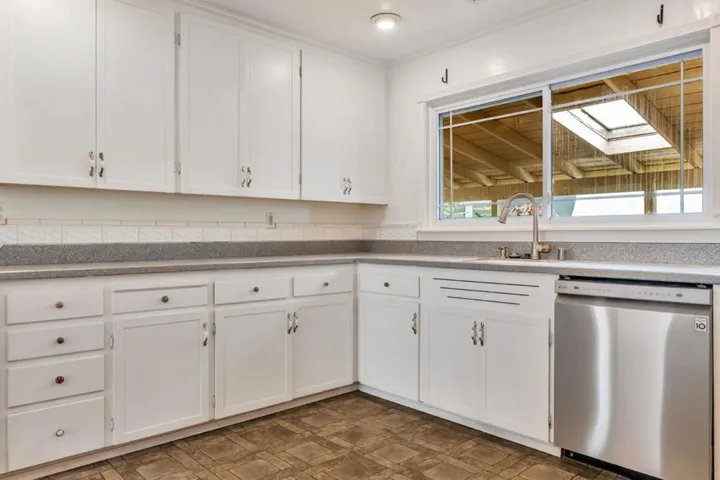 1228 Ruby, Redwood City, California 94061