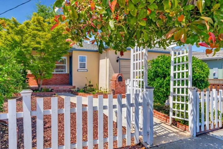 1228 Ruby, Redwood City, California 94061