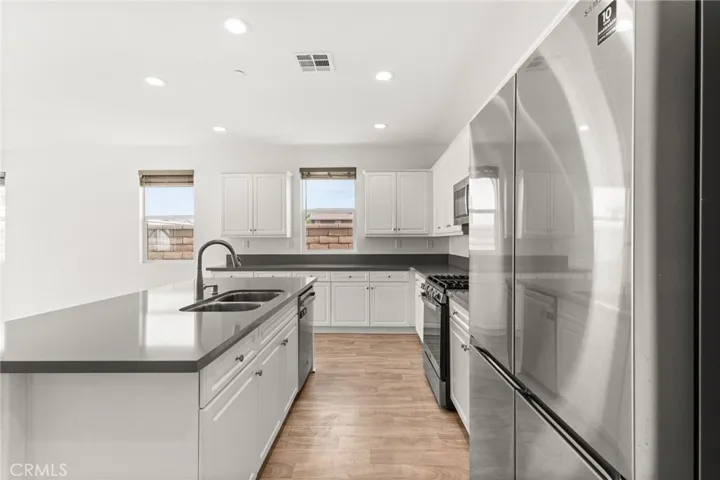 32567 Richardson, Menifee, California 92584