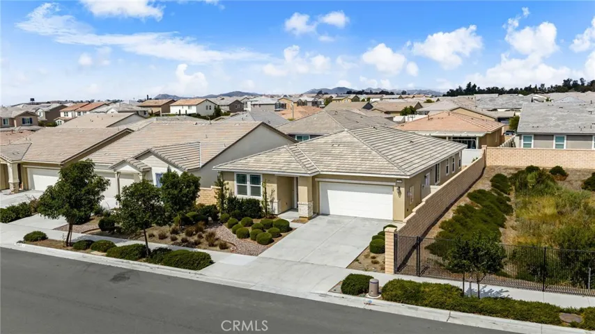32567 Richardson, Menifee, California 92584