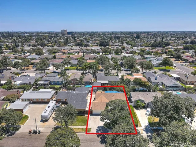 1342 W Southgate, Fullerton, California 92833