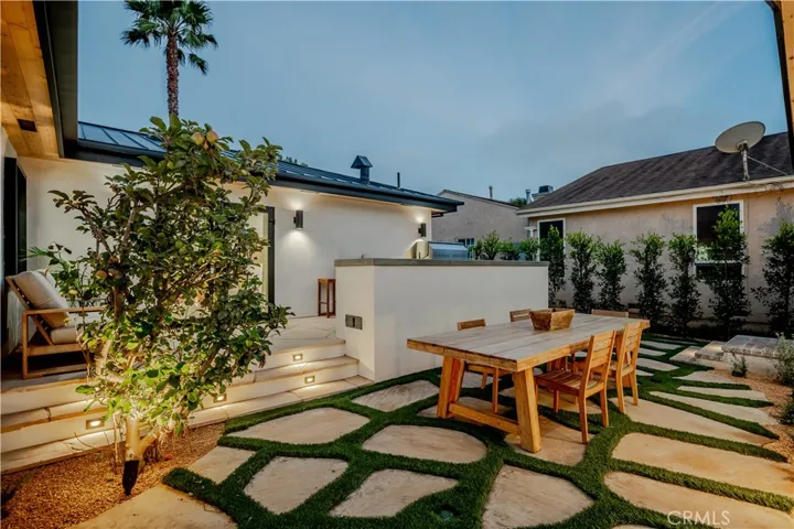 Backyard Dining Area