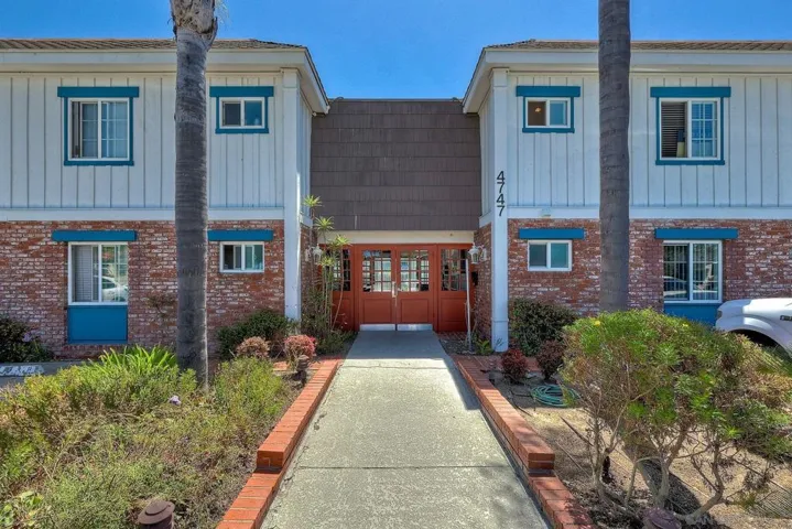 4747 Hamilton 12, San Diego, California 92116