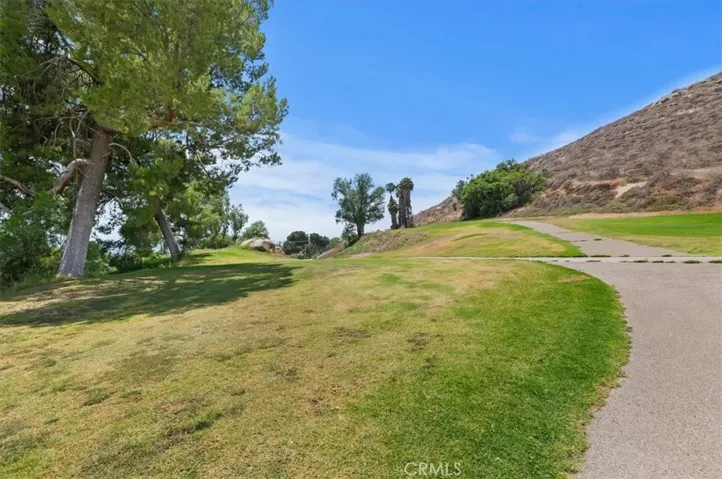 7811 Big Rock Drive, Jurupa Valley, California 92509