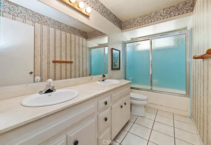 7811 Big Rock Drive, Jurupa Valley, California 92509