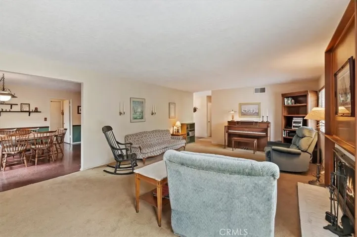 7811 Big Rock Drive, Jurupa Valley, California 92509
