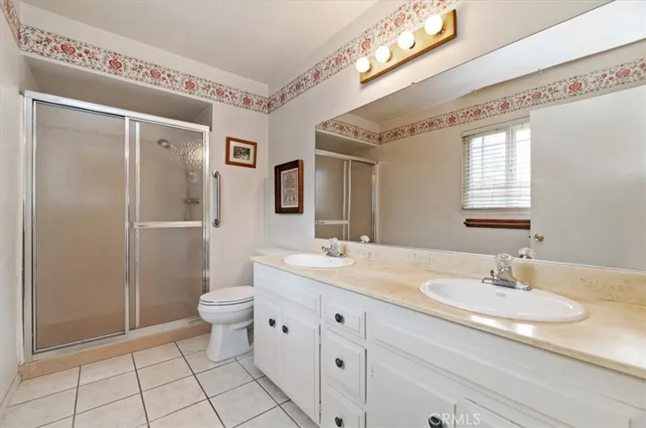 7811 Big Rock Drive, Jurupa Valley, California 92509