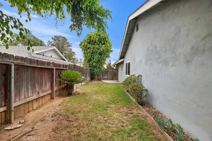7811 Big Rock Drive, Jurupa Valley, California 92509