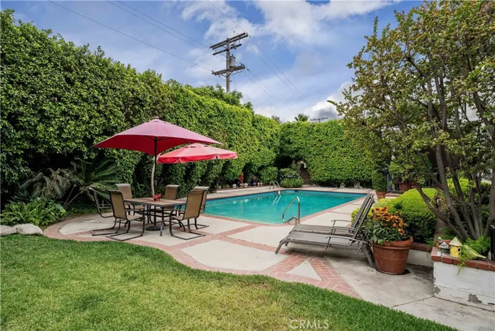 1714 Riverside, Glendale, California 91201