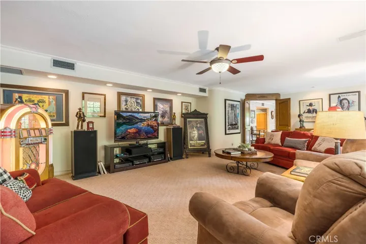 1714 Riverside, Glendale, California 91201