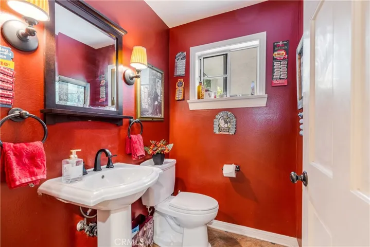 1714 Riverside, Glendale, California 91201
