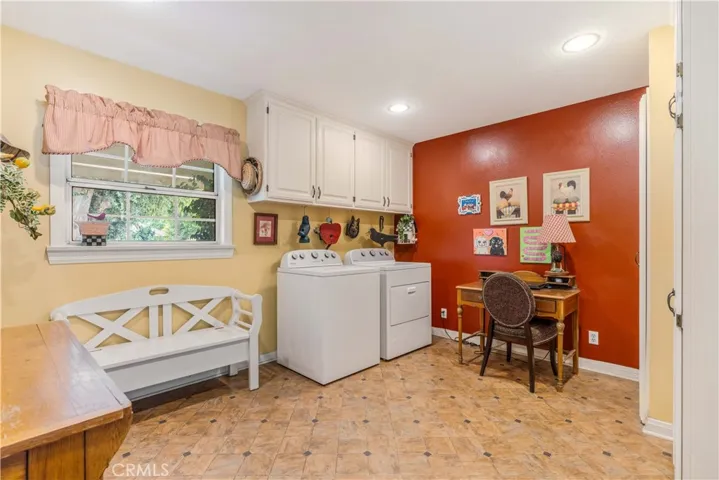 1714 Riverside, Glendale, California 91201