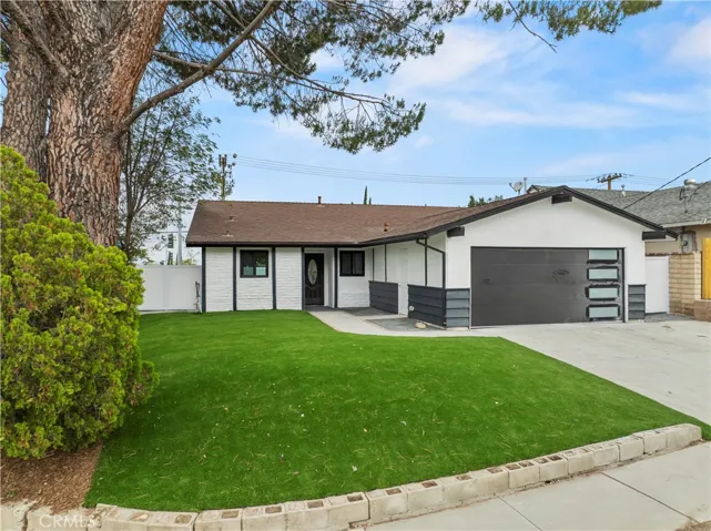 28201 Hot Springs, Canyon Country, California 91351