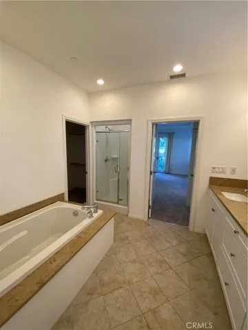 72 Gardenhouse, Irvine, California 92620