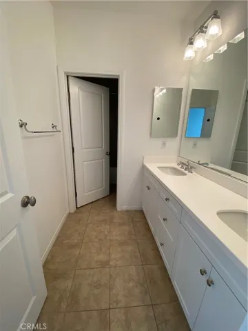 72 Gardenhouse, Irvine, California 92620