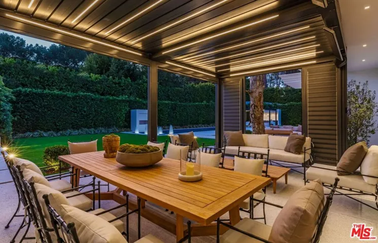 927 N Whittier Drive, Beverly Hills, California 90210