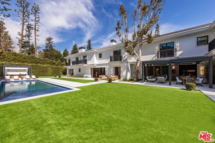 927 N Whittier Drive, Beverly Hills, California 90210