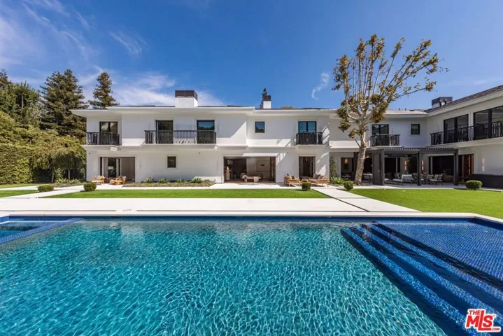 927 N Whittier Drive, Beverly Hills, California 90210