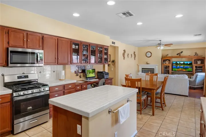 11183 Charleston, Adelanto, California 92301