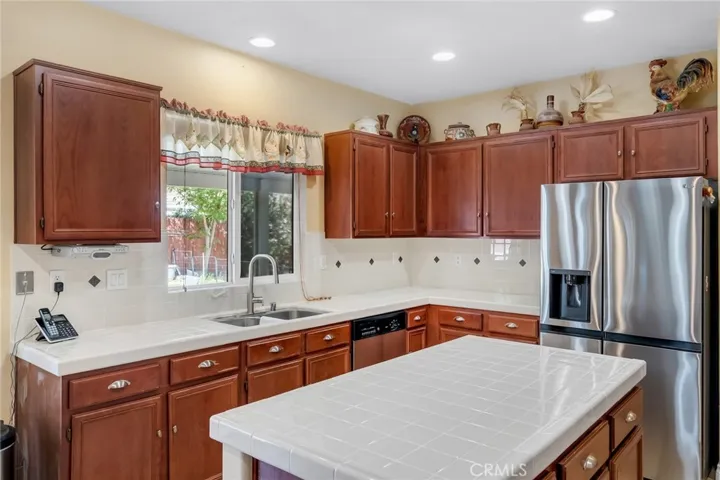 11183 Charleston, Adelanto, California 92301