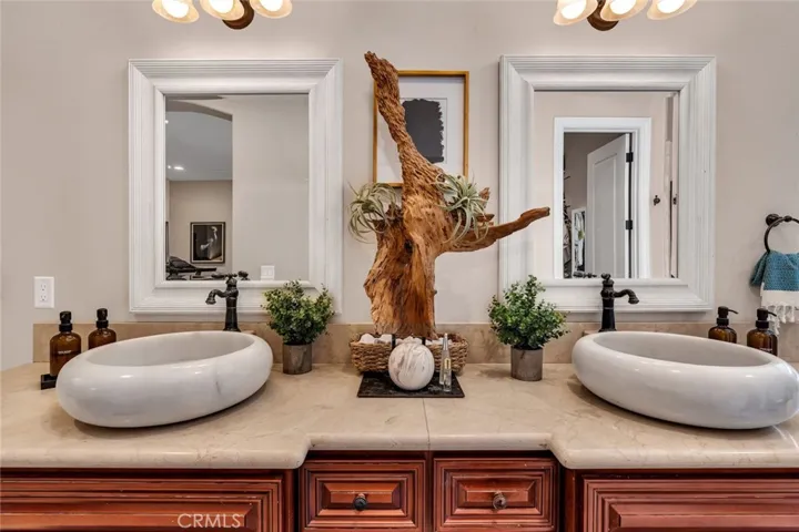 6190 Country Club, Merced, California 95340