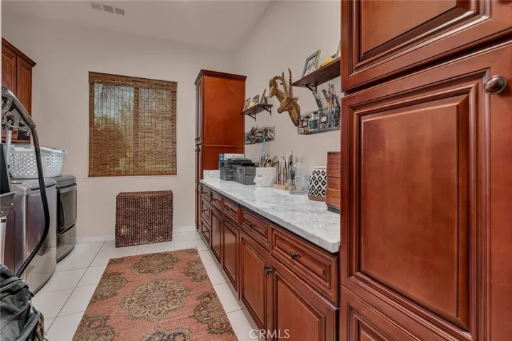 6190 Country Club, Merced, California 95340