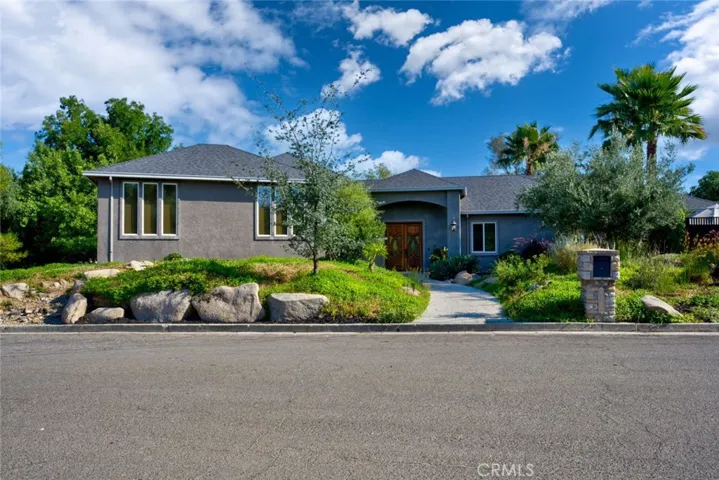 6190 Country Club, Merced, California 95340